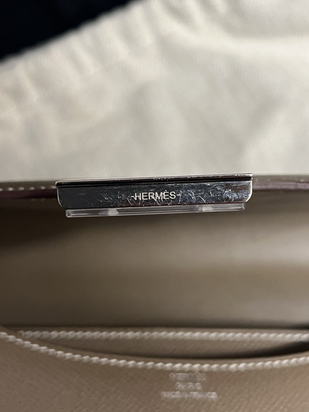 Hermes Constance 18 Shoulder Bag Etoupe Palladium Hardware Epsom Leather 2020 (view 14)