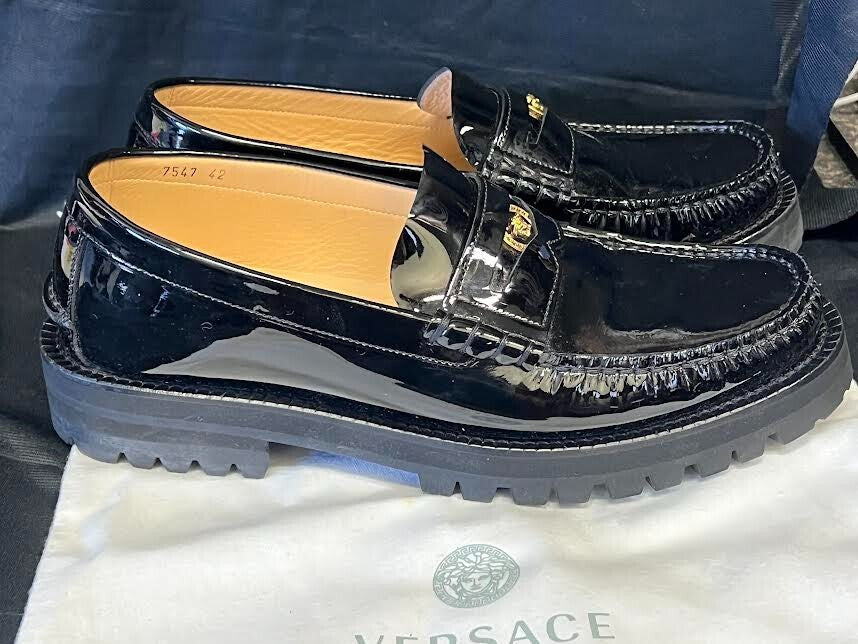 VERSACE CHUNKY LOAFERS PATENT LEATHER BLACK SIZE 42 / US 9 DSU75471