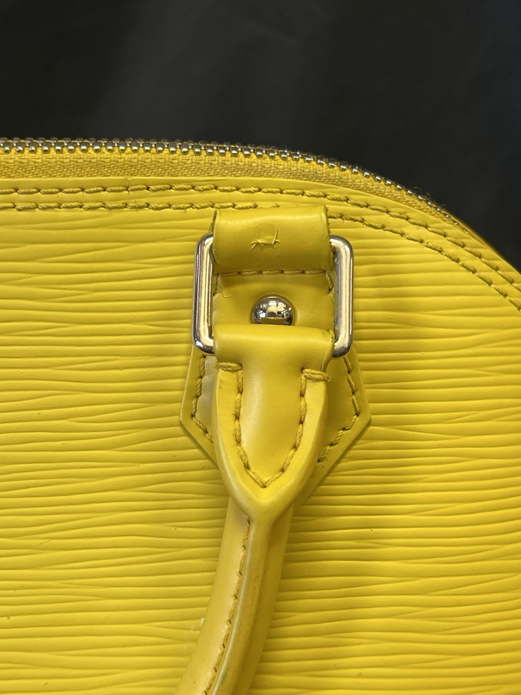 Louis Vuitton Alma BB Yellow Leather Top Handle Bag Removable Shoulder Strap (view 12)