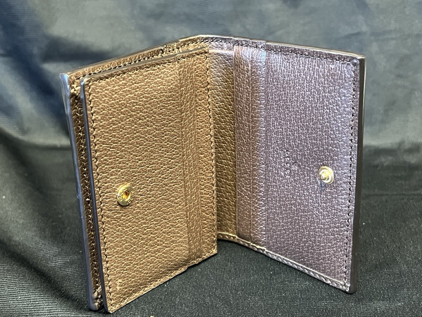 GUCCI OPHIDIA GG SUPREME CANVAS AND LEATHER COMPACT WALLET9