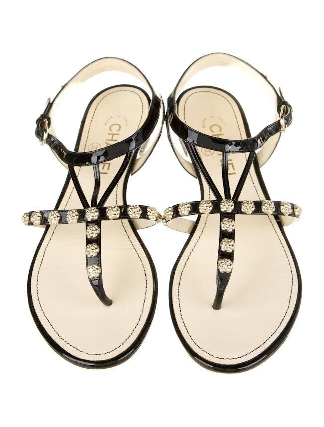Chanel Sandals Interlocking CC Logo Patent Leather Gladiator 94305 Black (view 1)
