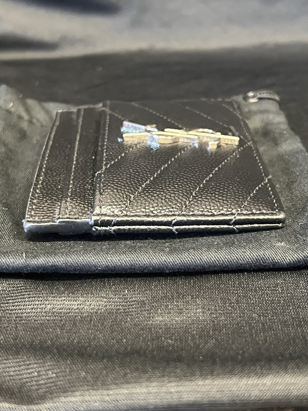 SAINT LAURENT YSL Leather Cassandre Matelasse Card Case Holder (Black/Silver) (view 8)