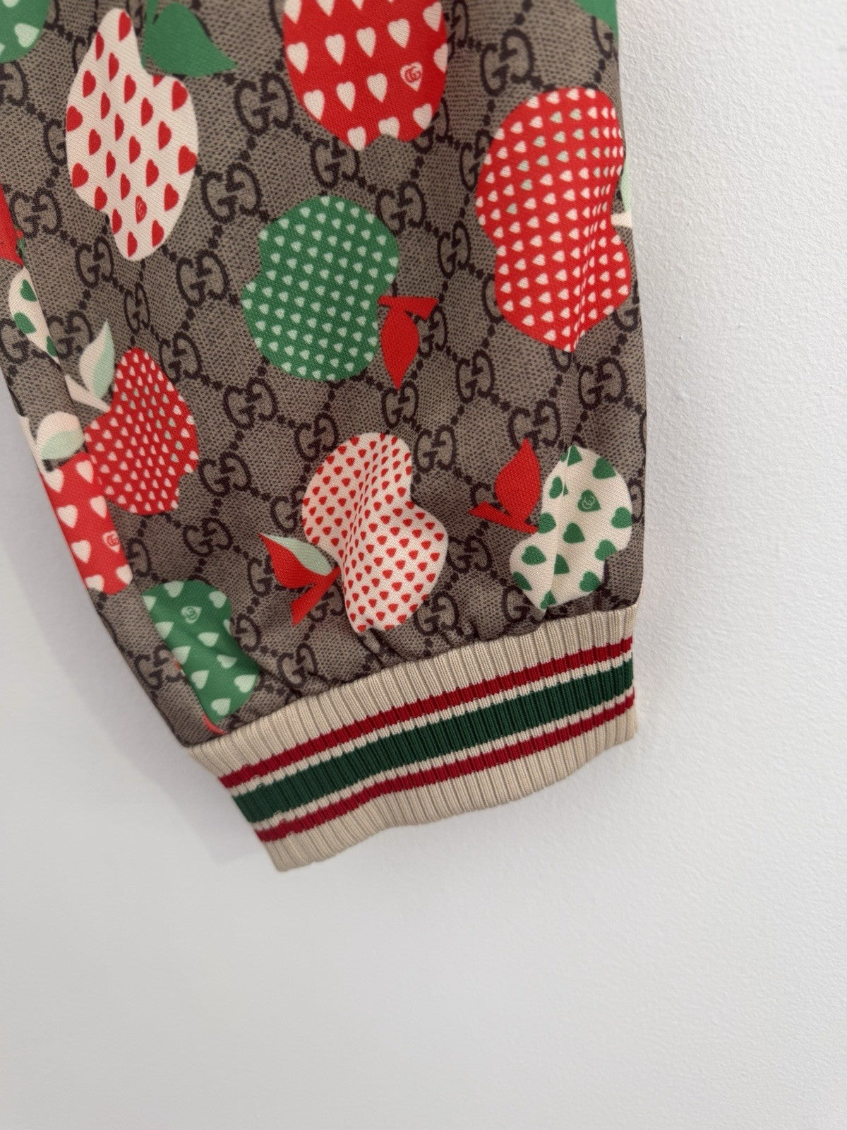 Gucci Les Pommes GG Supreme Apple Motif Drawstring Jogger Pants Size XS2