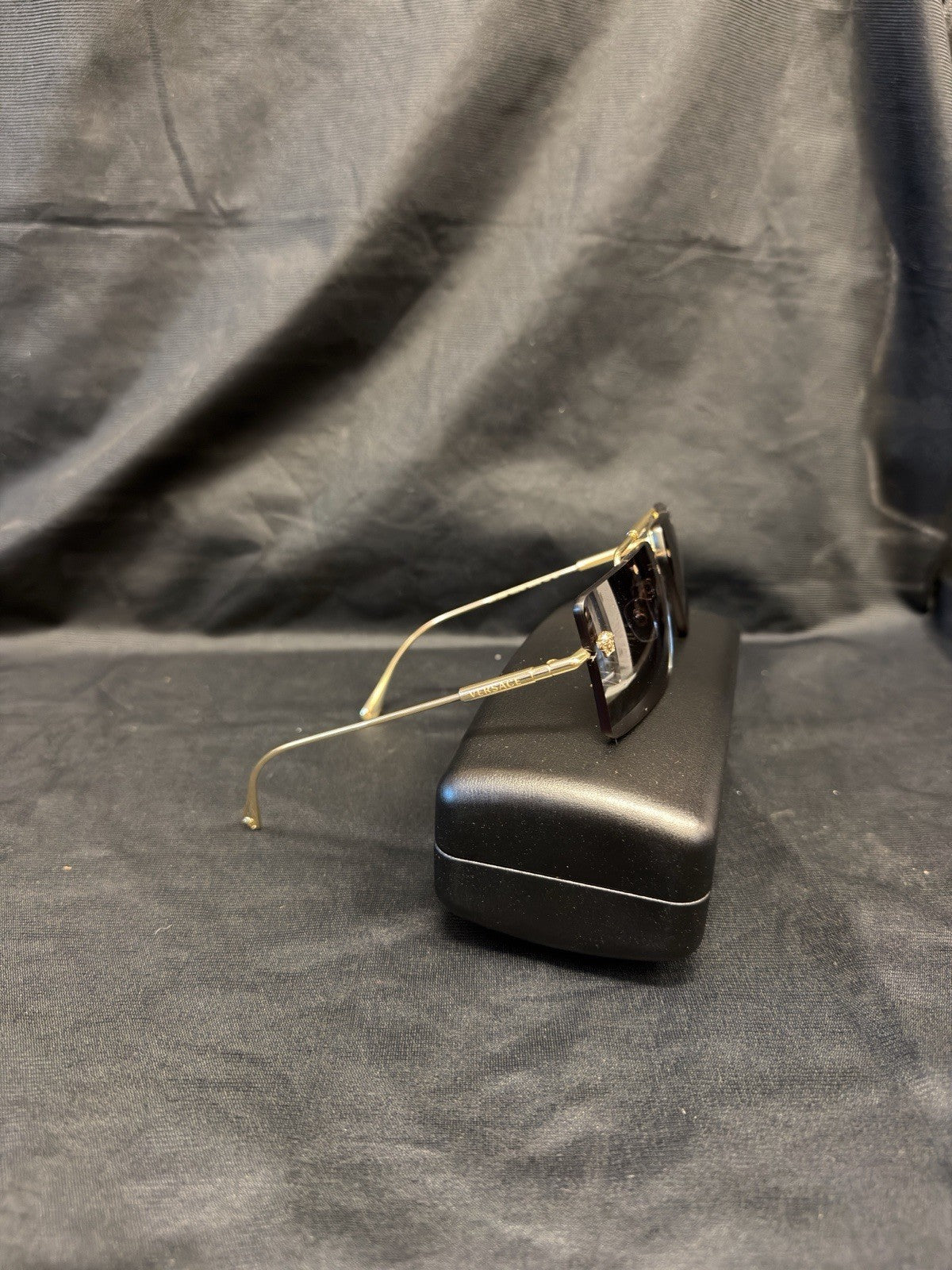 Versace Sunglasses VE2245 10028G 60-13 Gold Grey Gradient (view 7)