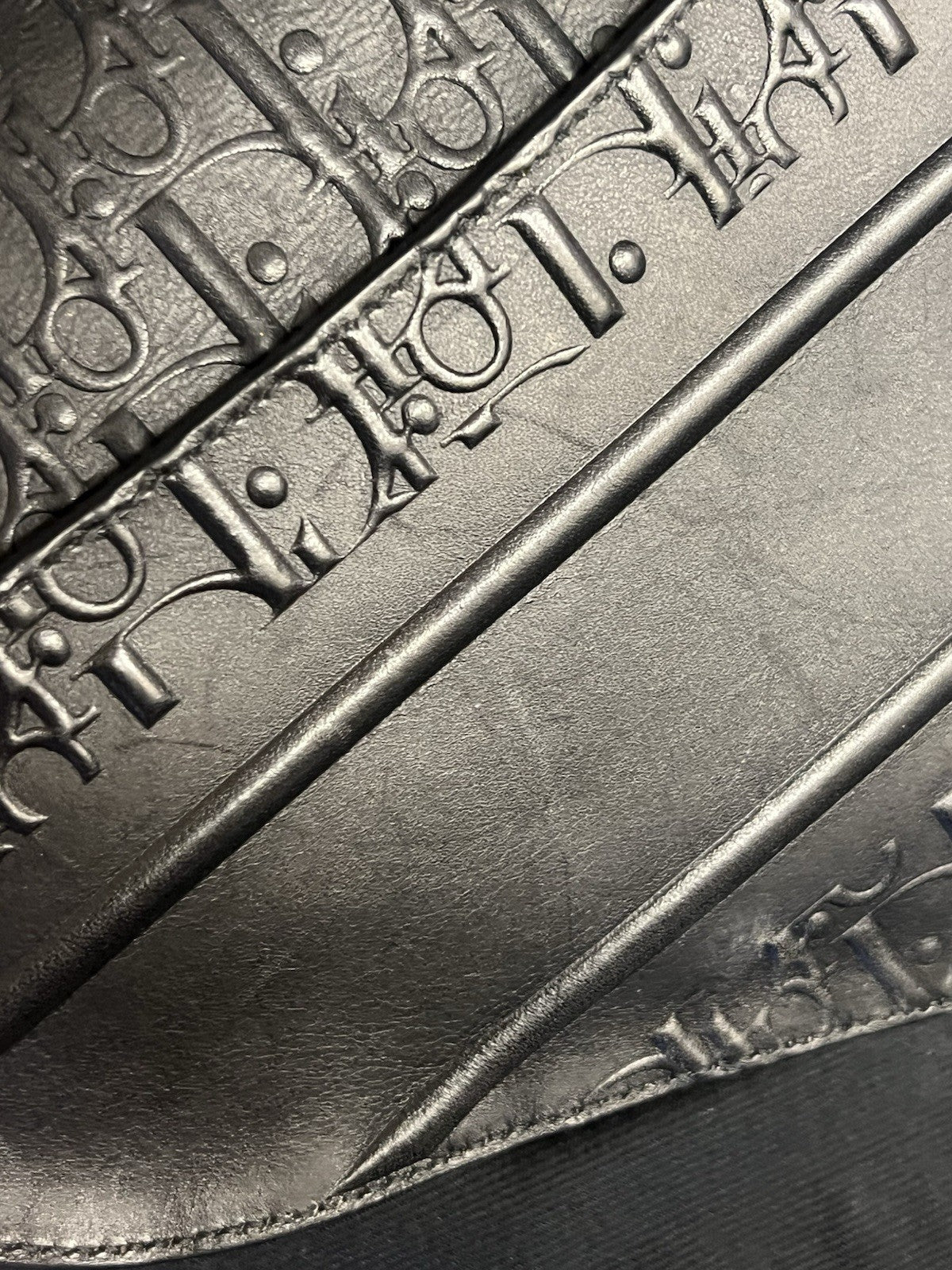 CHRISTIAN DIOR BLACK OBLIQUE EMBOSSED CALFSKIN SADDLE BAG — view 18
