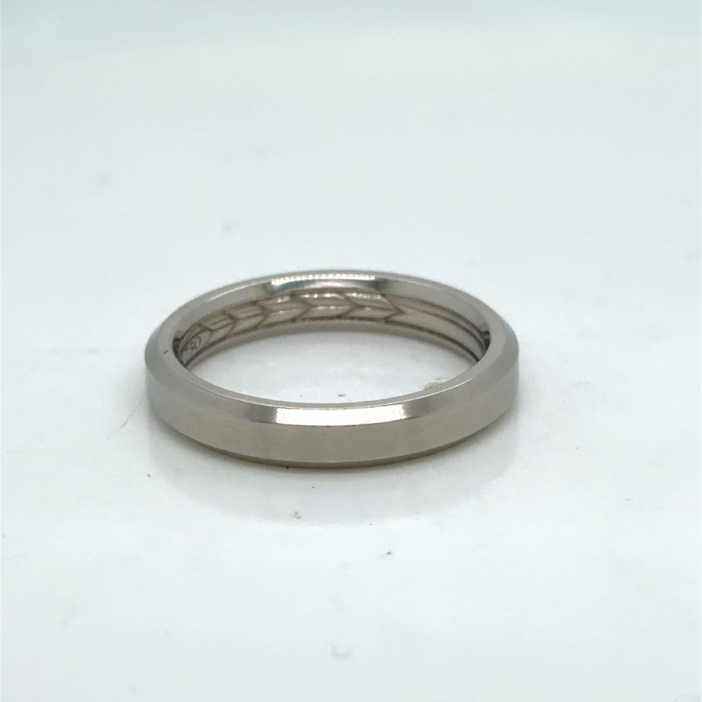David Yurman Beveled Band Ring 18k White Gold AU 750 4 mm Size 8 — view 4