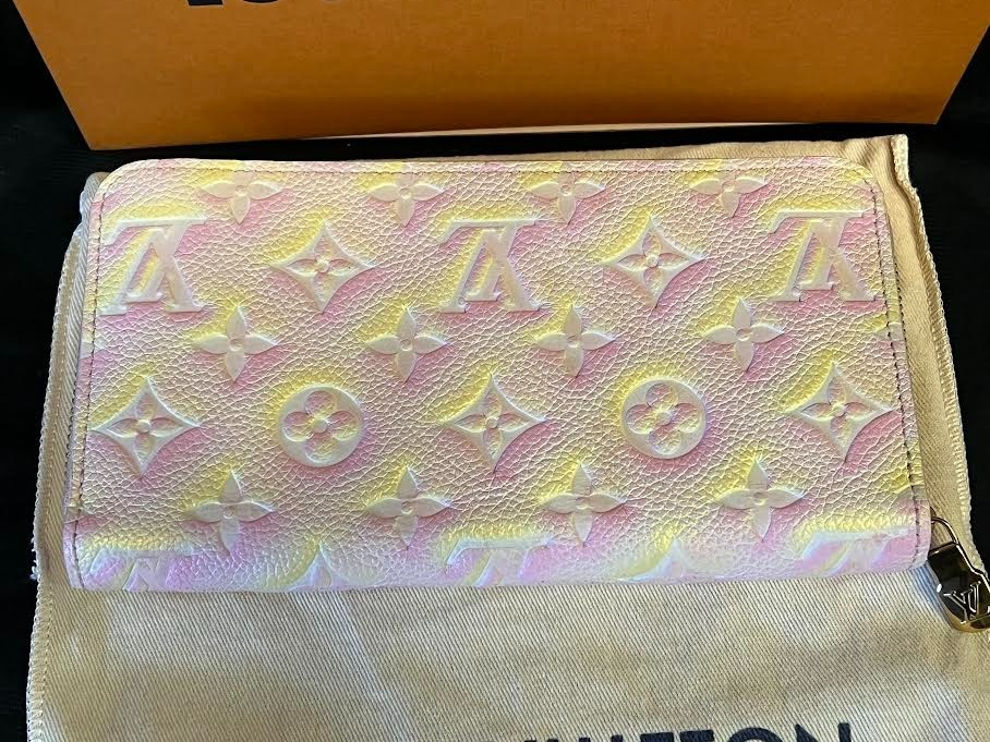 Louis Vuitton Stardust Zippy Wallet Pink/Yellow Shimmer Effect M812992
