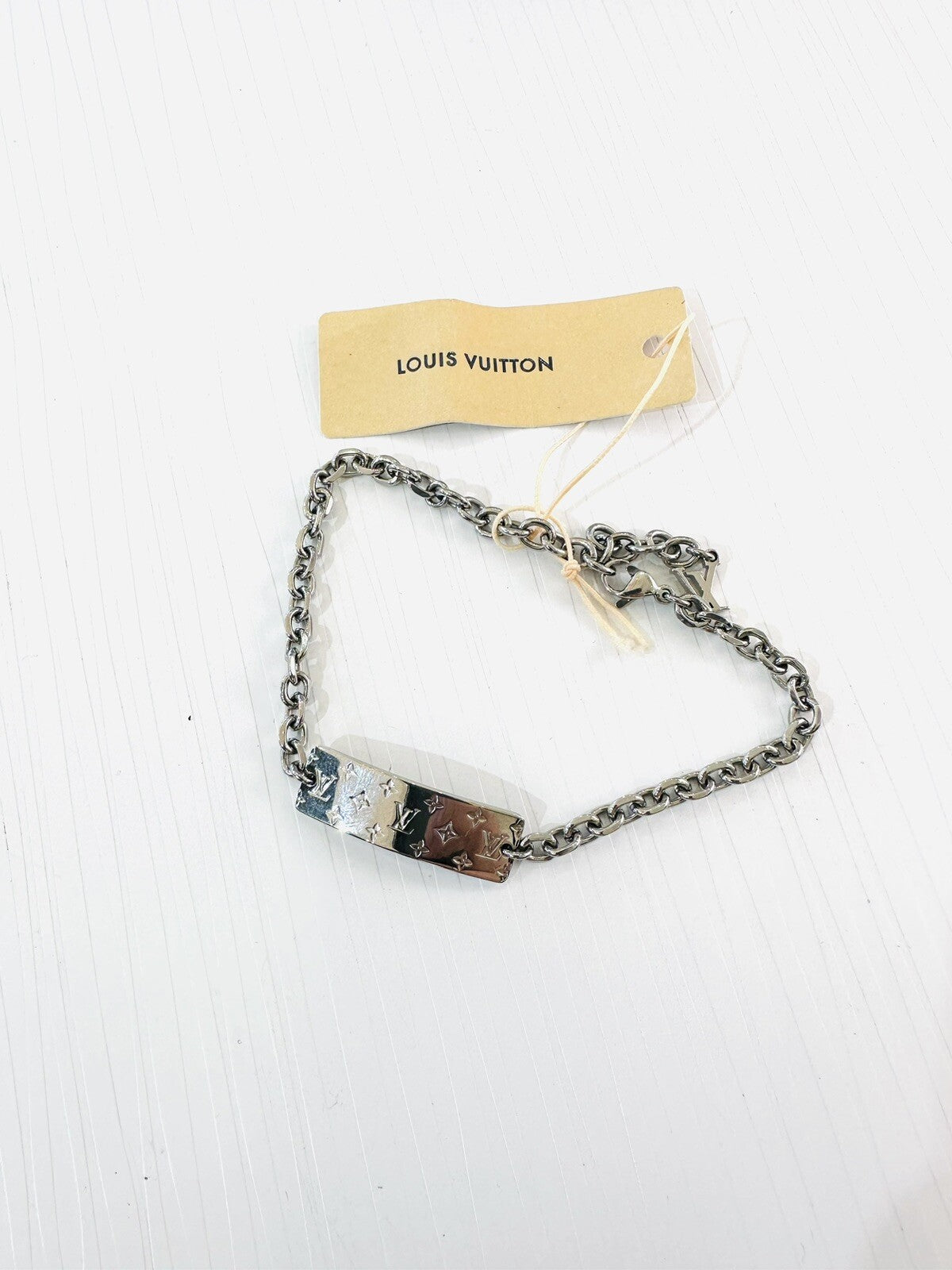 Louis Vuitton M00681 Monogram Bold Bracelet with Tags1