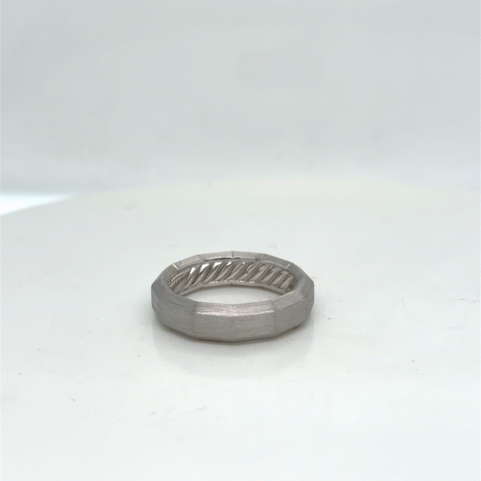 David Yurman Faceted Band Ring Brushed 18k White Gold 6 mm Size 8 — view 4