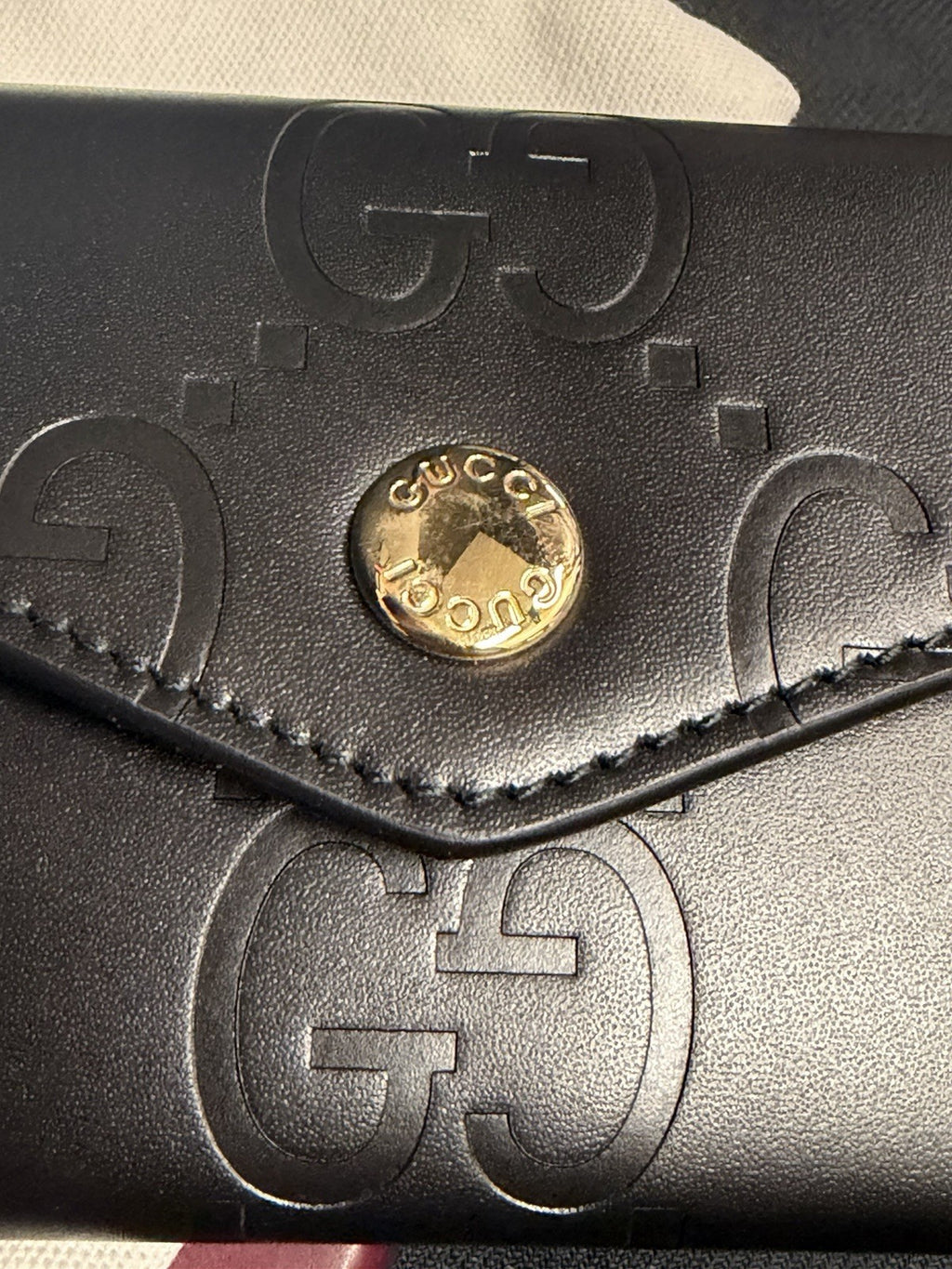 Gucci GG Emblem Card Case Black Leather Gold Hardware7