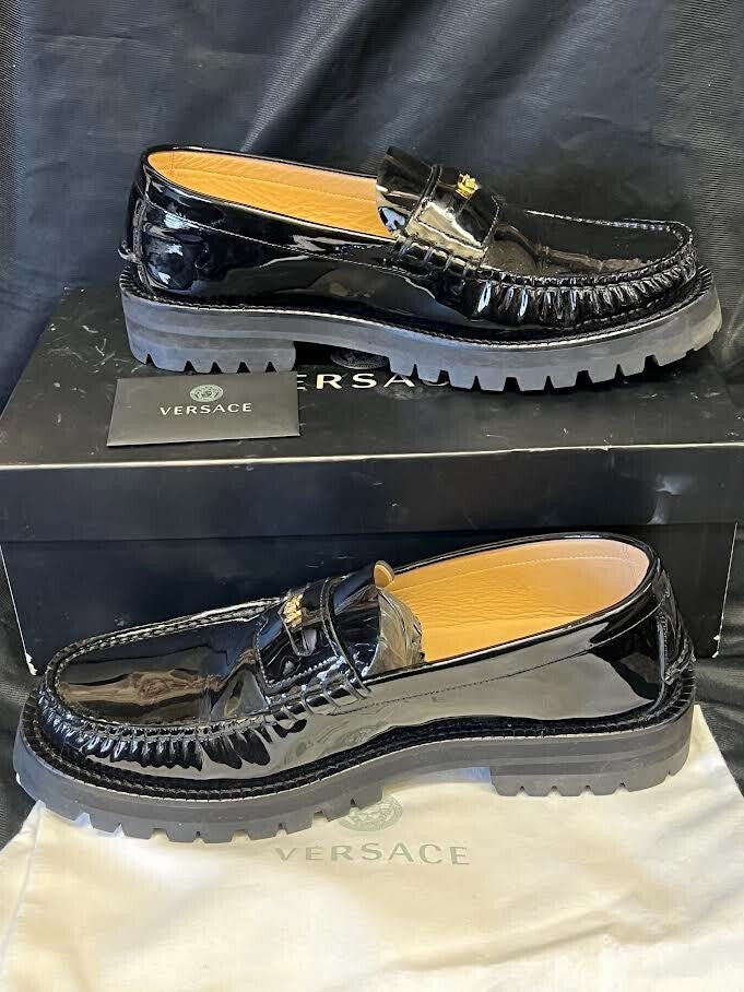 VERSACE CHUNKY LOAFERS PATENT LEATHER BLACK SIZE 42 / US 9 DSU75476