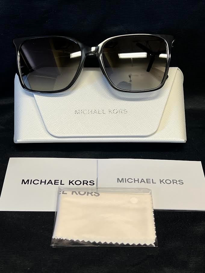 MICHAEL KORS CANBERRA SUNGLASSES MK2197U BLACK/GREY GRADIENT POLARIZED 140mm — view 6