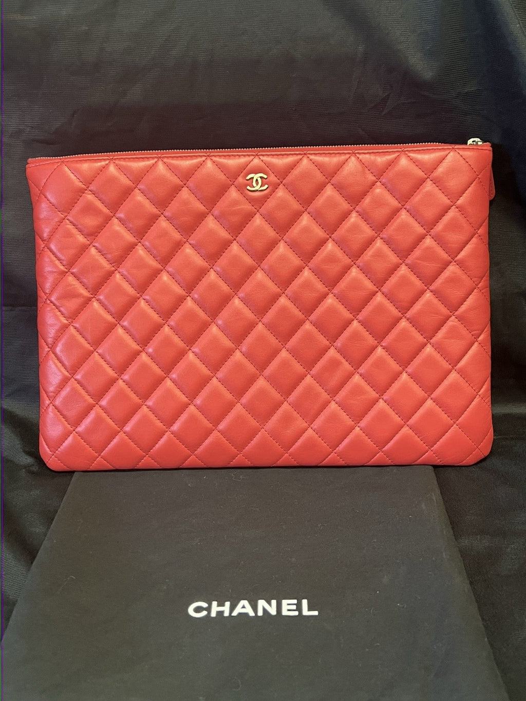 Chanel Large Clutch Pouch Red Leather with Organizer Insert and Dust Bag (view 12)