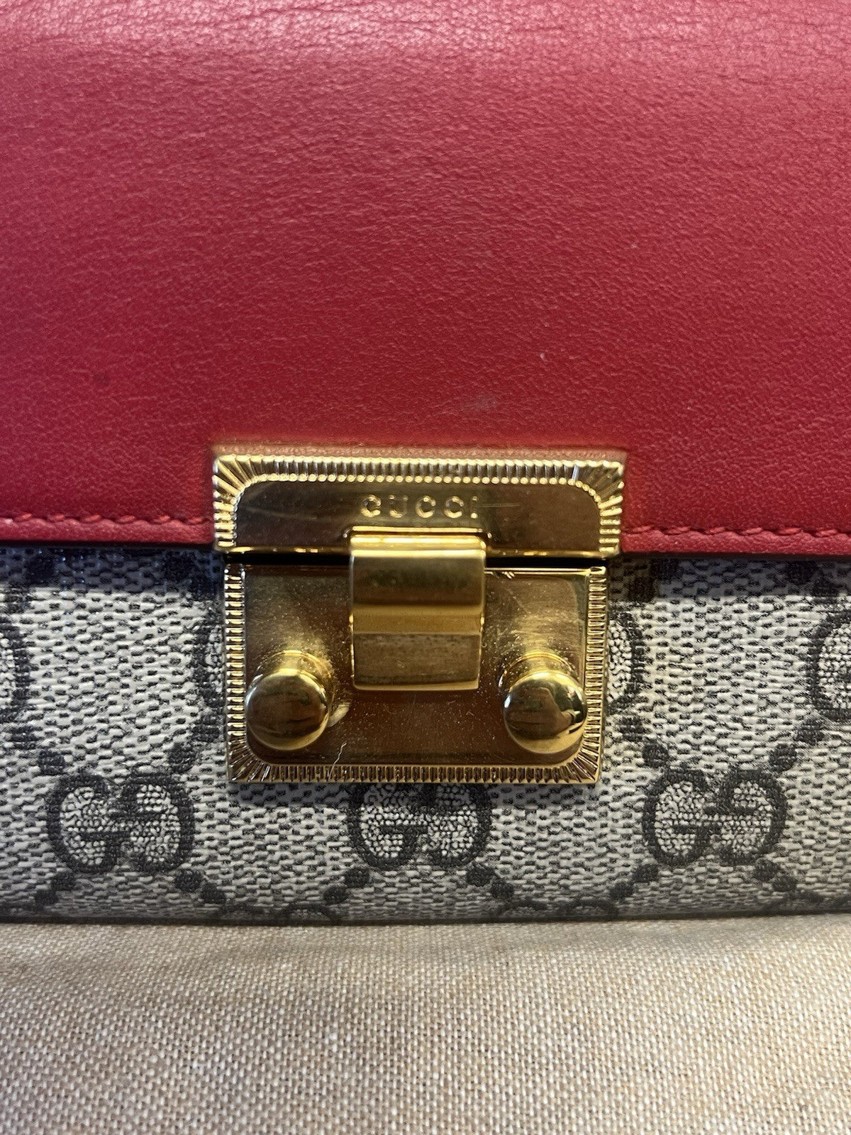 GUCCI RED GG SUPREME LONG WALLET CLUTCH REMOVABLE CHAIN STRAPS DUST BAG AND BOX — view 4