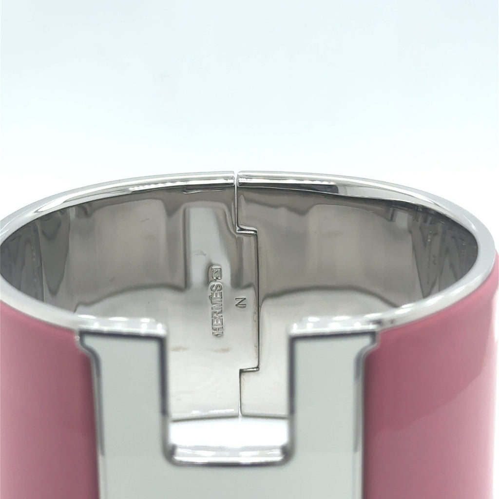 Hermes Extra Wide Pink and White Clic Clac H Bracelet Size PM (view 6)