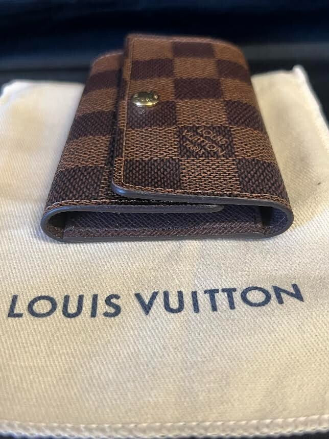 Louis Vuitton Damier Ebene 6 Key Holder2