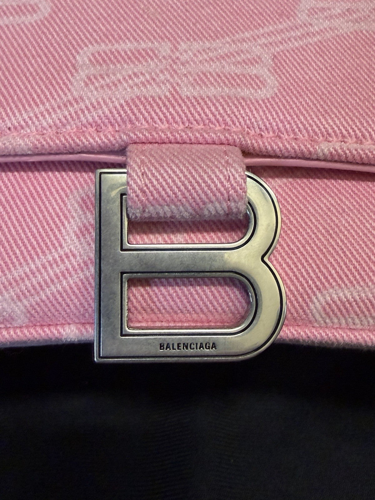Balenciaga Hourglass Small Handbag BB Monogram Denim Pink Removable Strap (view 13)