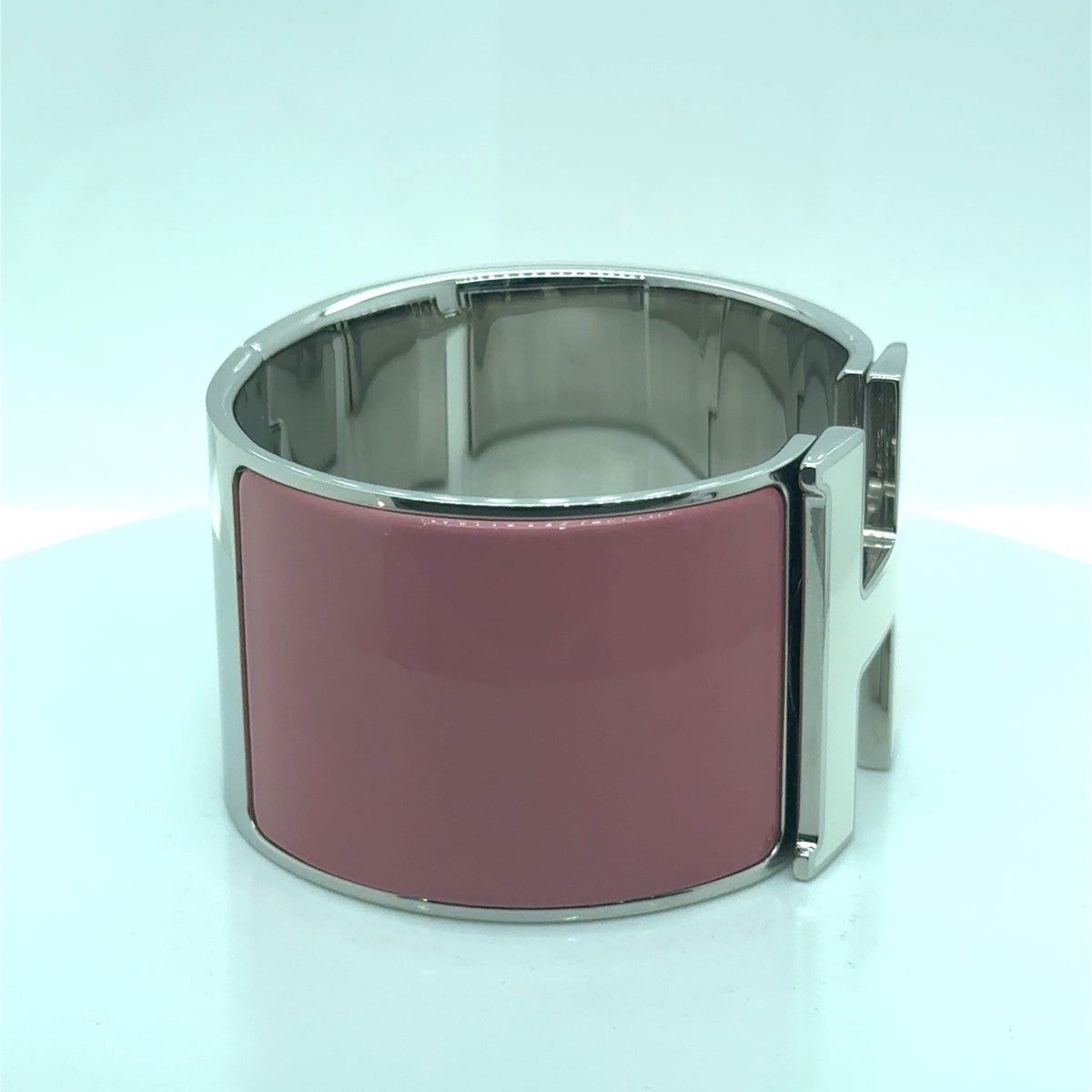 Hermes Extra Wide Pink and White Clic Clac H Bracelet Size PM (view 3)