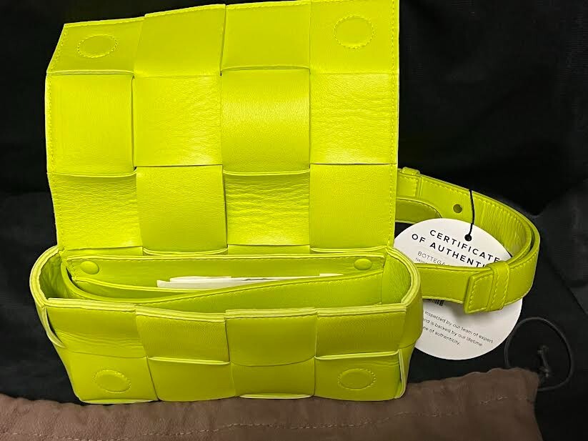 Bottega Veneta Belt Cassette Acidkiwi Intrecciato Nappa Leather Adjustable Strap (view 5)