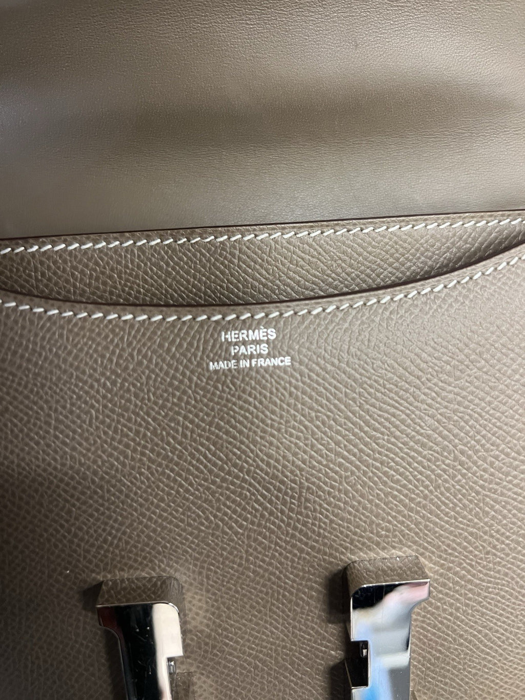 Hermes Constance 18 Shoulder Bag Etoupe Palladium Hardware Epsom Leather 2020 (view 11)
