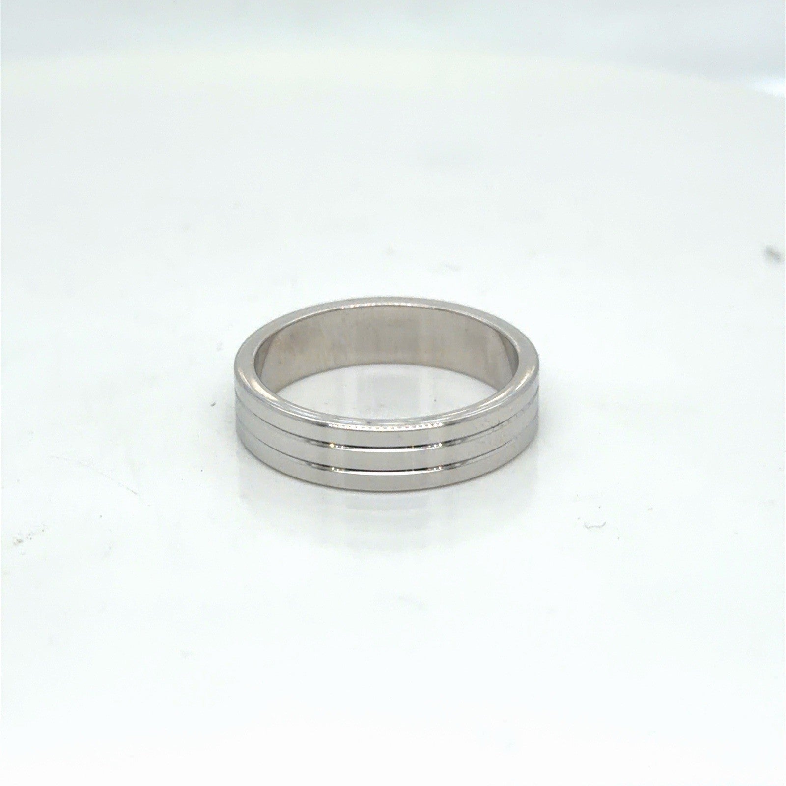 Cartier Vendome Louis Wedding Band Ring 18k White Gold Au 750 Size 56 (US 7.5) — view 5