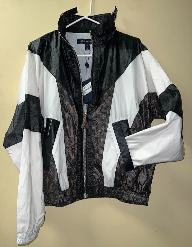 LOUIS VUITTON SPORTY COLOR-BLOCKED ZIP UP WINDBREAKER JACKET SIZE 38/US 6 1AFMF01