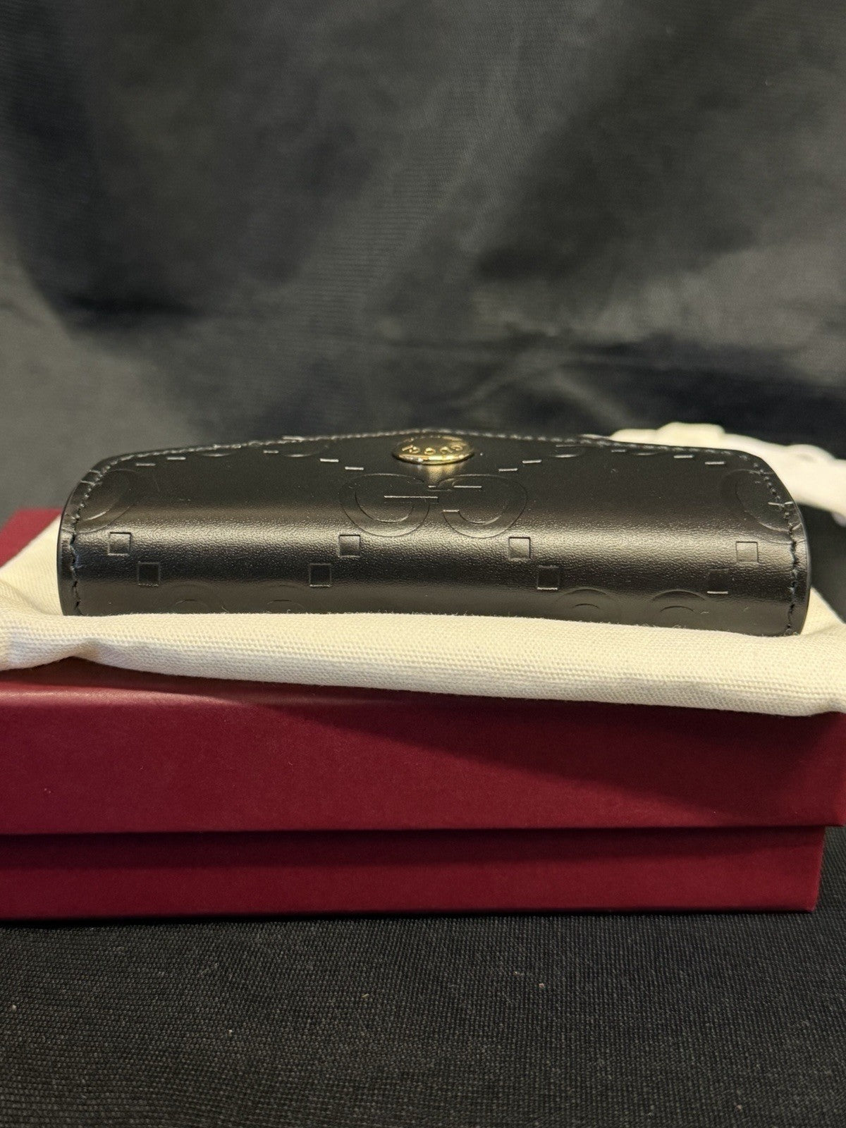 Gucci GG Emblem Card Case Black Leather Gold Hardware6