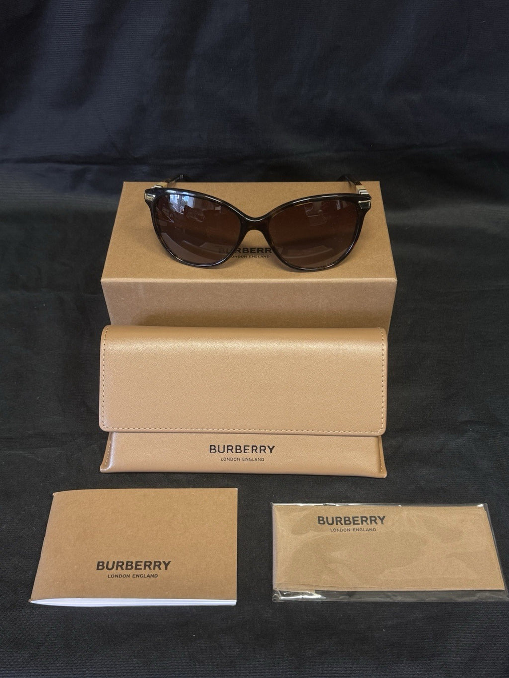 Burberry Dark Havana Frame Brown Gradient Lens Sunglasses BE4216 57-16/ 140 MM (view 6)