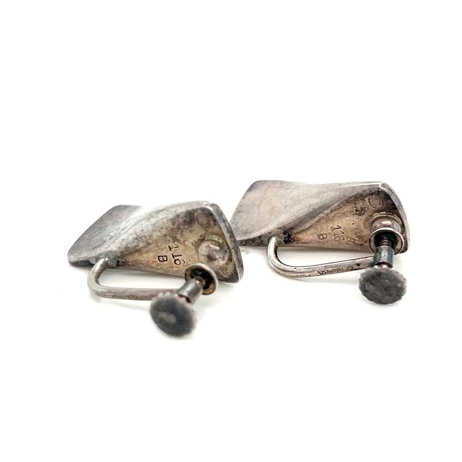 Georg Jensen Vintage Screw/clip ON Earring Sterling Silver 925 116B 1960's Era (view 7)