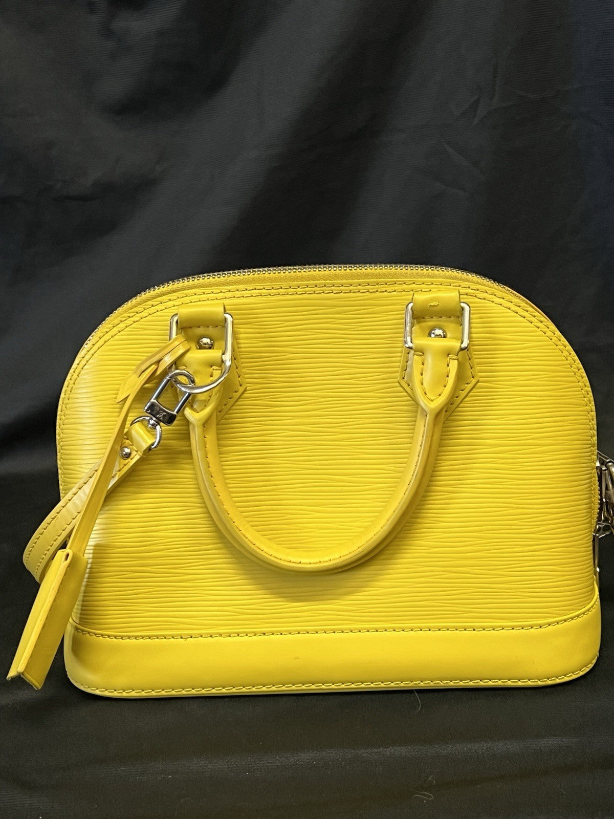 LOUIS VUITTON ALMA BB YELLOW LEATHER TOP HANDLE BAG REMOVABLE SHOULDER STRAP — view 3