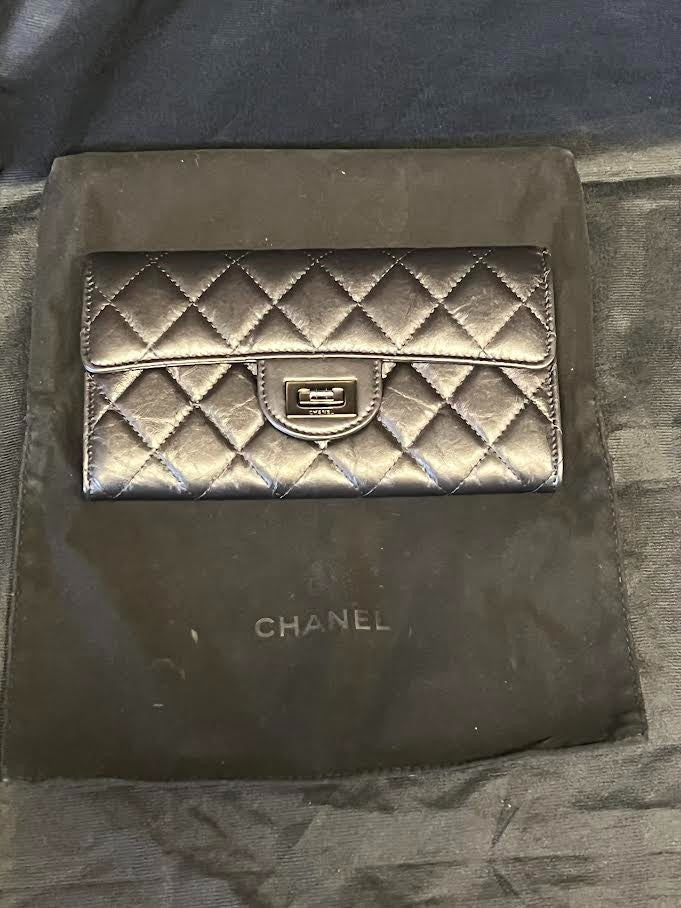 Chanel Quilted 2.55 Long Wallet Black Calfskin Leather Front Flap (view 12)