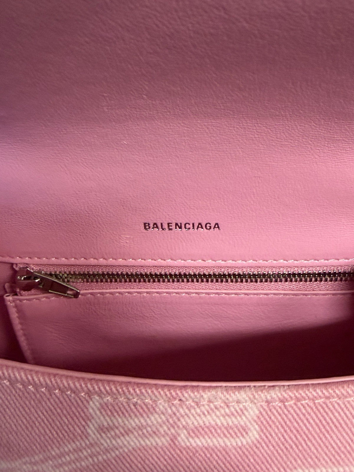 Balenciaga Hourglass Small Handbag BB Monogram Denim Pink Removable Strap (view 9)