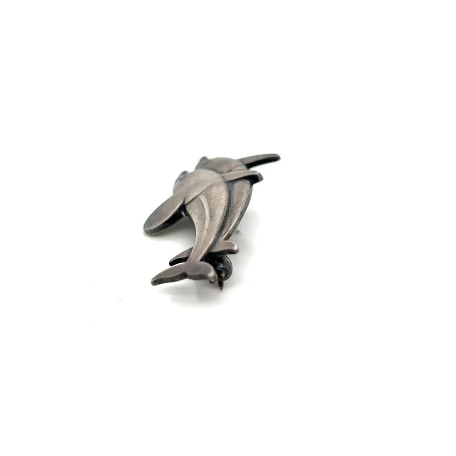 Georg Jensen Denmark #317 Sterling Silver Two Dolphin Jumping Vintage Brooch — view 5