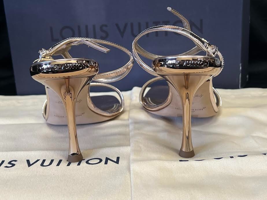 Louis Vuitton 6AM Sandal Size 38 (us 8) 1AGWYQ Gold Metallic Leather Heels (view 7)