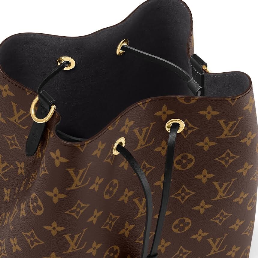 LOUIS VUITTON NEONOE MM BLACK MONOGRAM M44020 DRAWSTRING BUCKET BAG — view 5