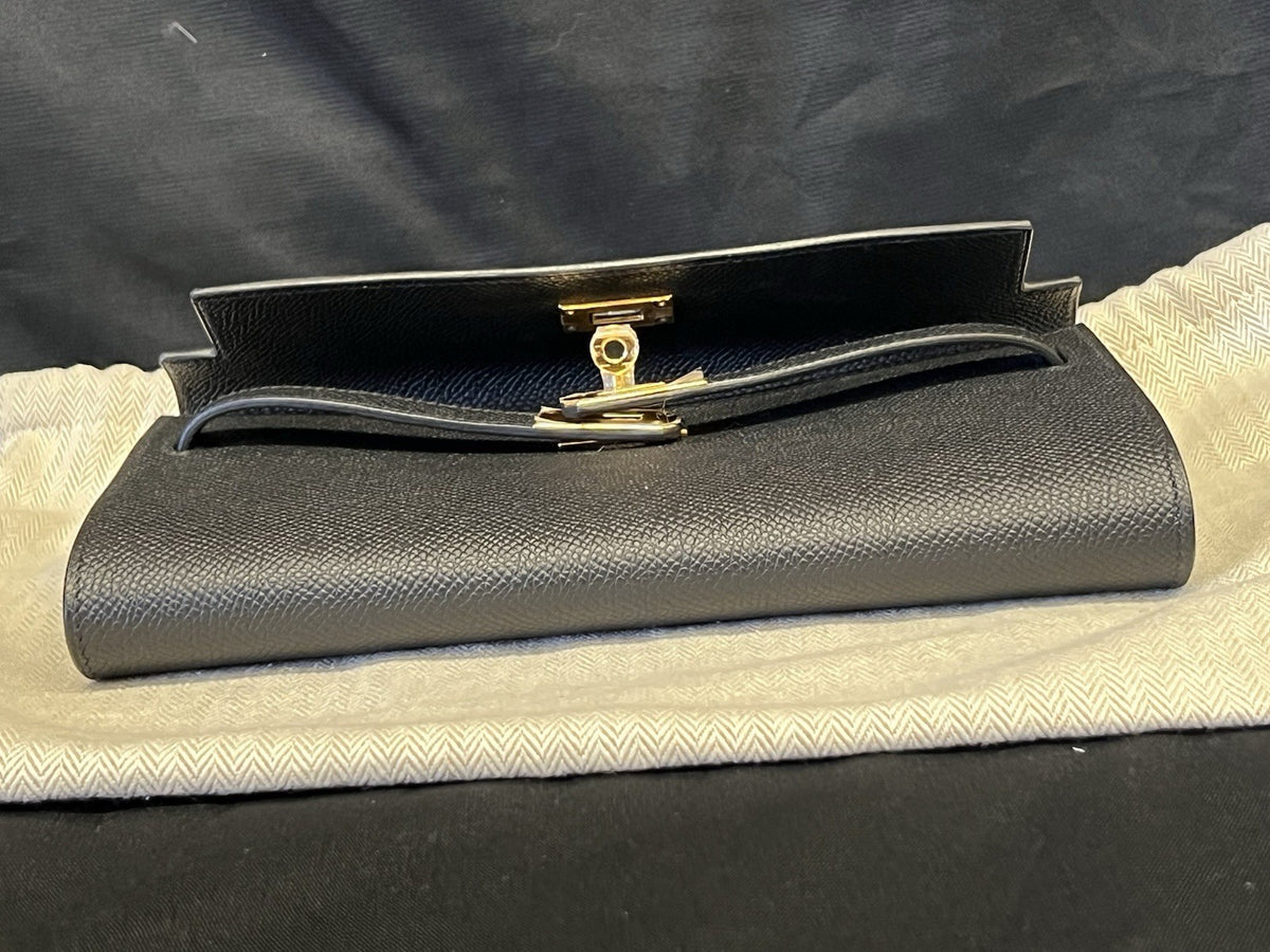Hermes Black Epsom Kelly TO Go, Gold Hardwear, Removable Strap, Dust Bags, Box (view 16)