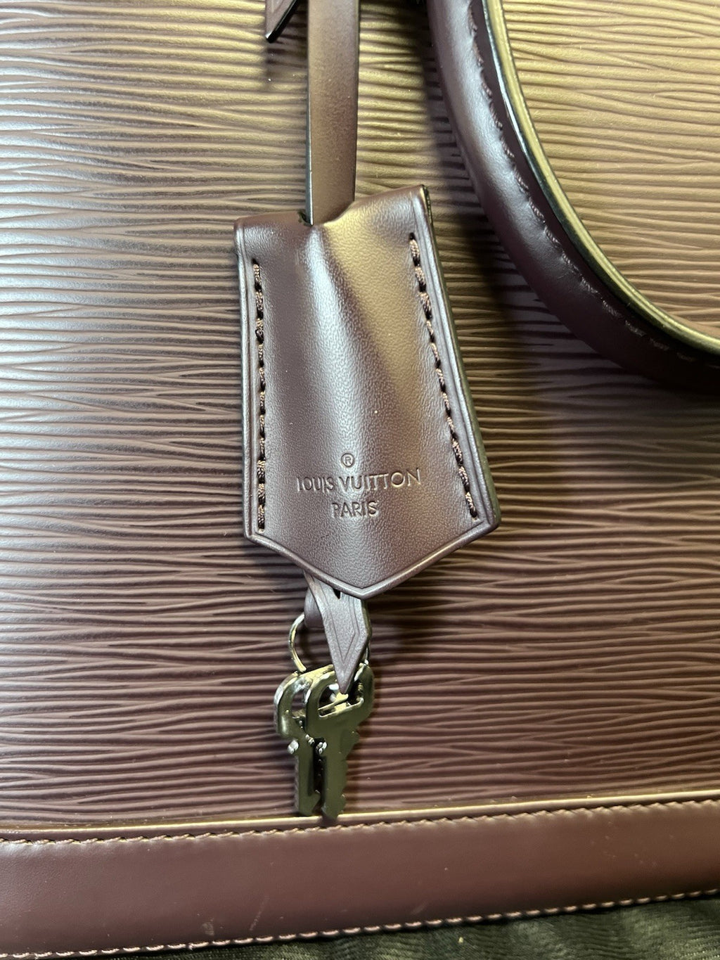 Louis Vuitton Alma PM Epi Leather Top Handle Bag Lock, Clochette, Key Plum (view 15)