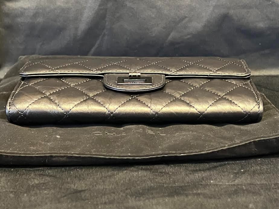 Chanel Quilted 2.55 Long Wallet Black Calfskin Leather Front Flap (view 4)