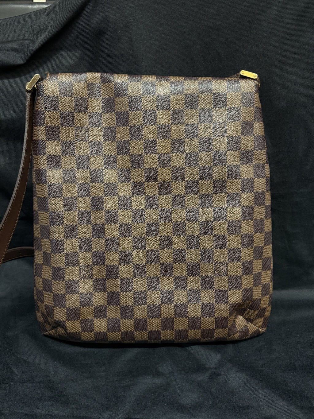 Louis Vuitton Musette Crossbody Brown Canvas Damier Ebene (view 5)