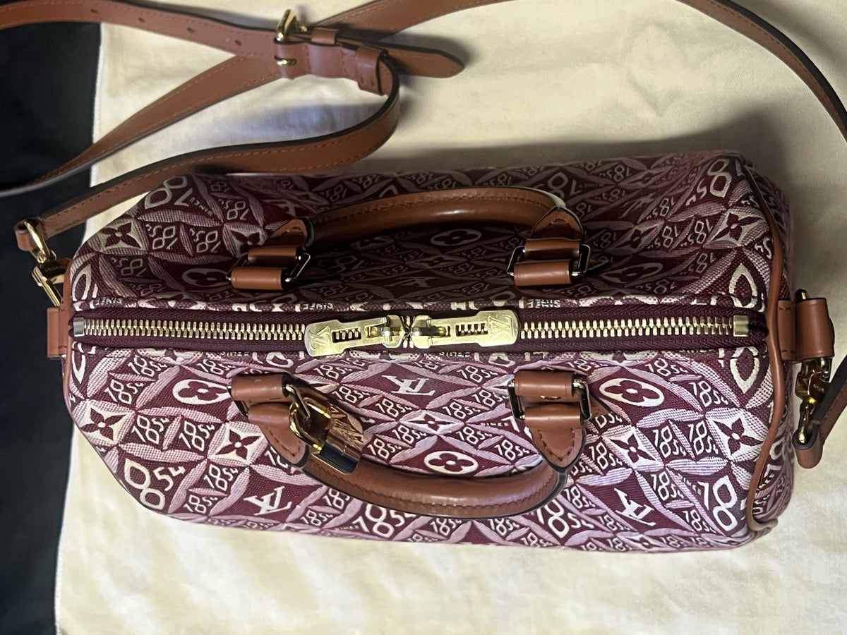 Louis Vuitton Speedy Bandouliere 25 Burgundy Jacquard 1854 Limited Edition (view 6)