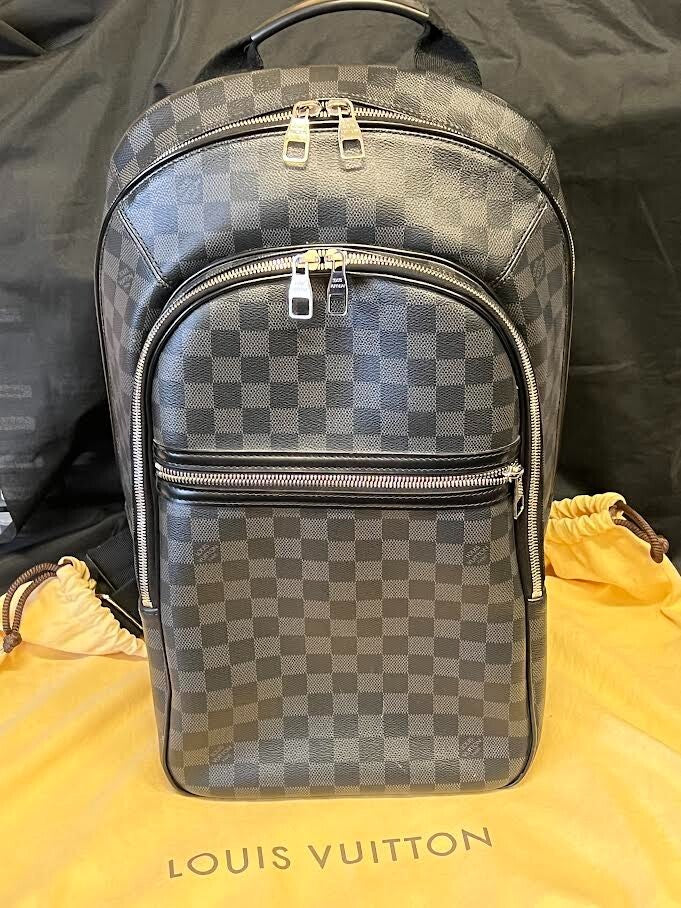Louis Vuitton Damier Graphite Canvas Backpack Five Interior Pockets Black/silver (view 1)