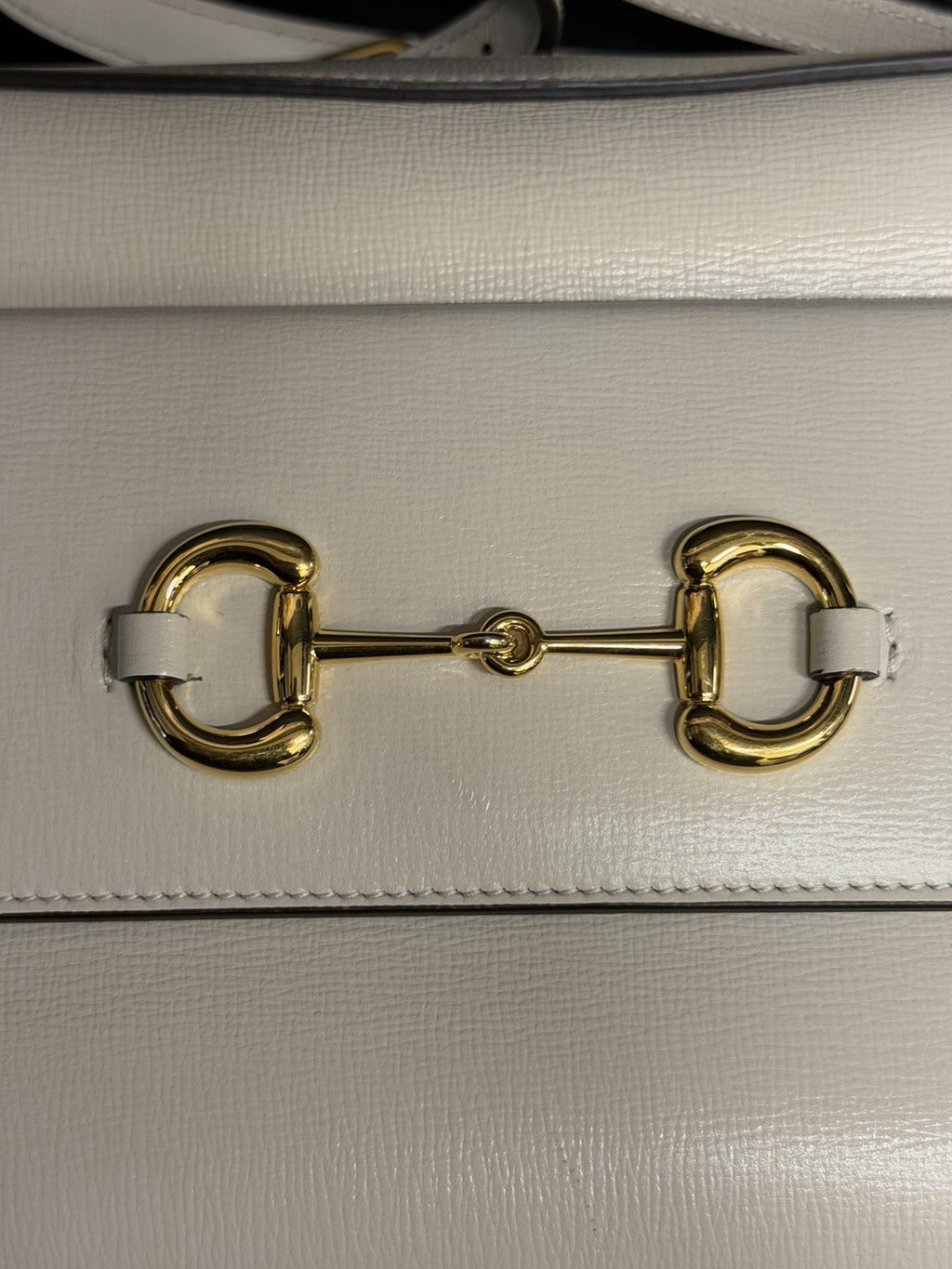 Gucci Horsebit 1955 Crossbody Bag Adjustable Strap Cream Leather, Gold Hardware (view 19)