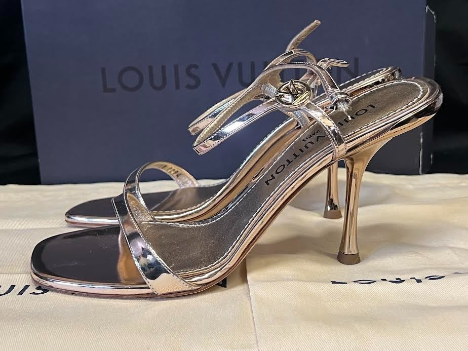 Louis Vuitton 6AM Sandal Size 38 (us 8) 1AGWYQ Gold Metallic Leather Heels (view 8)