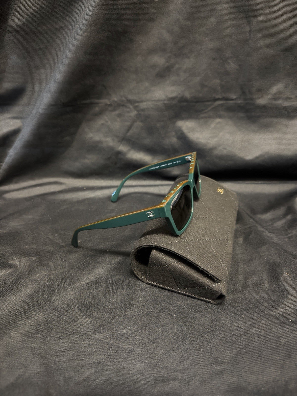 Chanel Sunglasses CH5417 Green And Kaki Dark Green — view 3