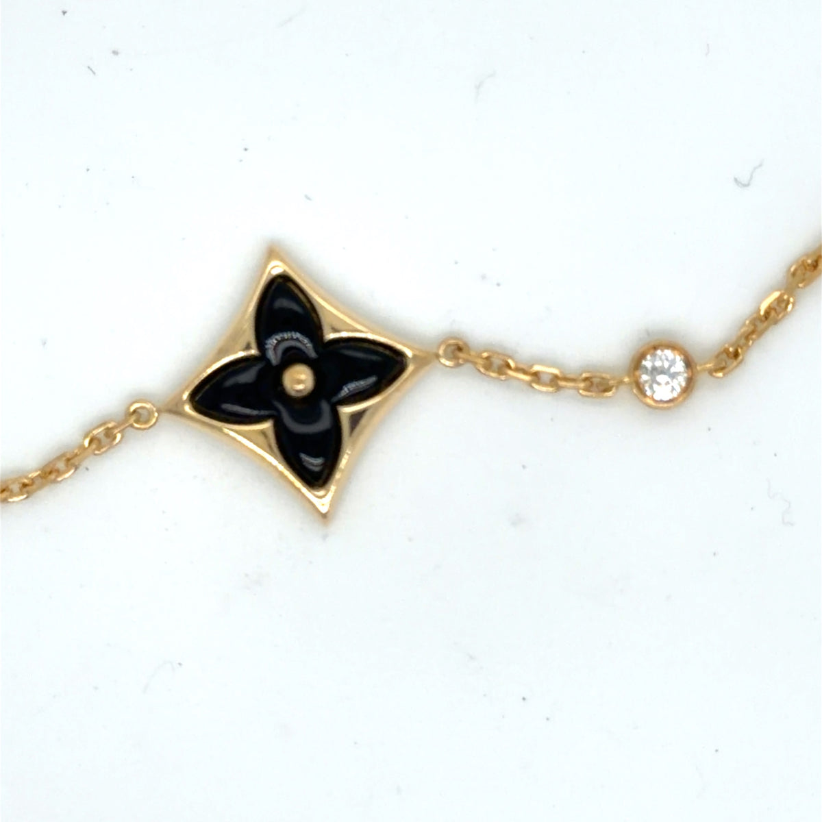 Louis Vuitton Color Blossom BB Star Bracelet 18K Gold Onyx Diamond (view 3)