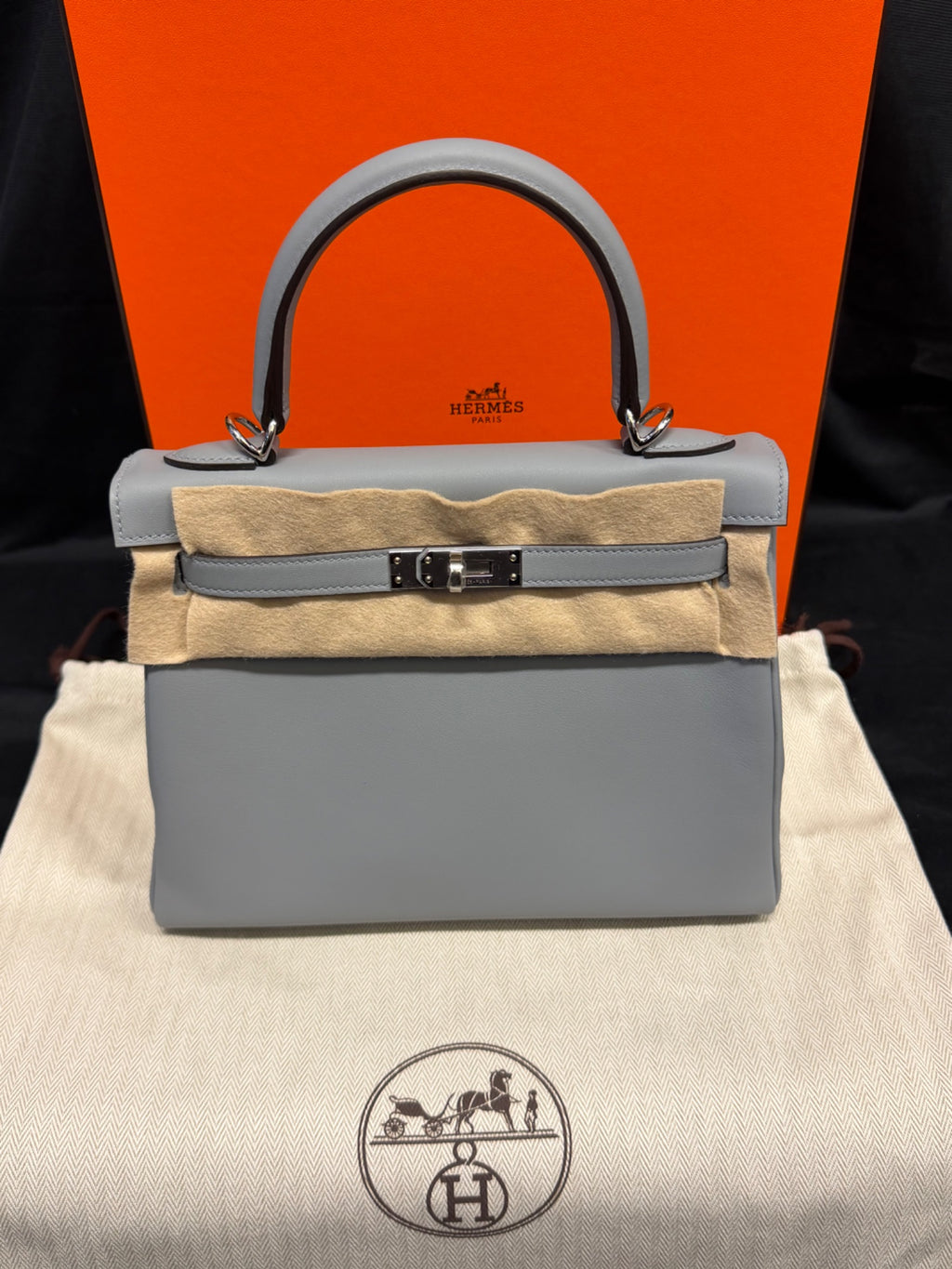 Hermès Kelly 25 Gris Pantin Swift Leather Palladium Hardware Handbag 2026 (view 2)