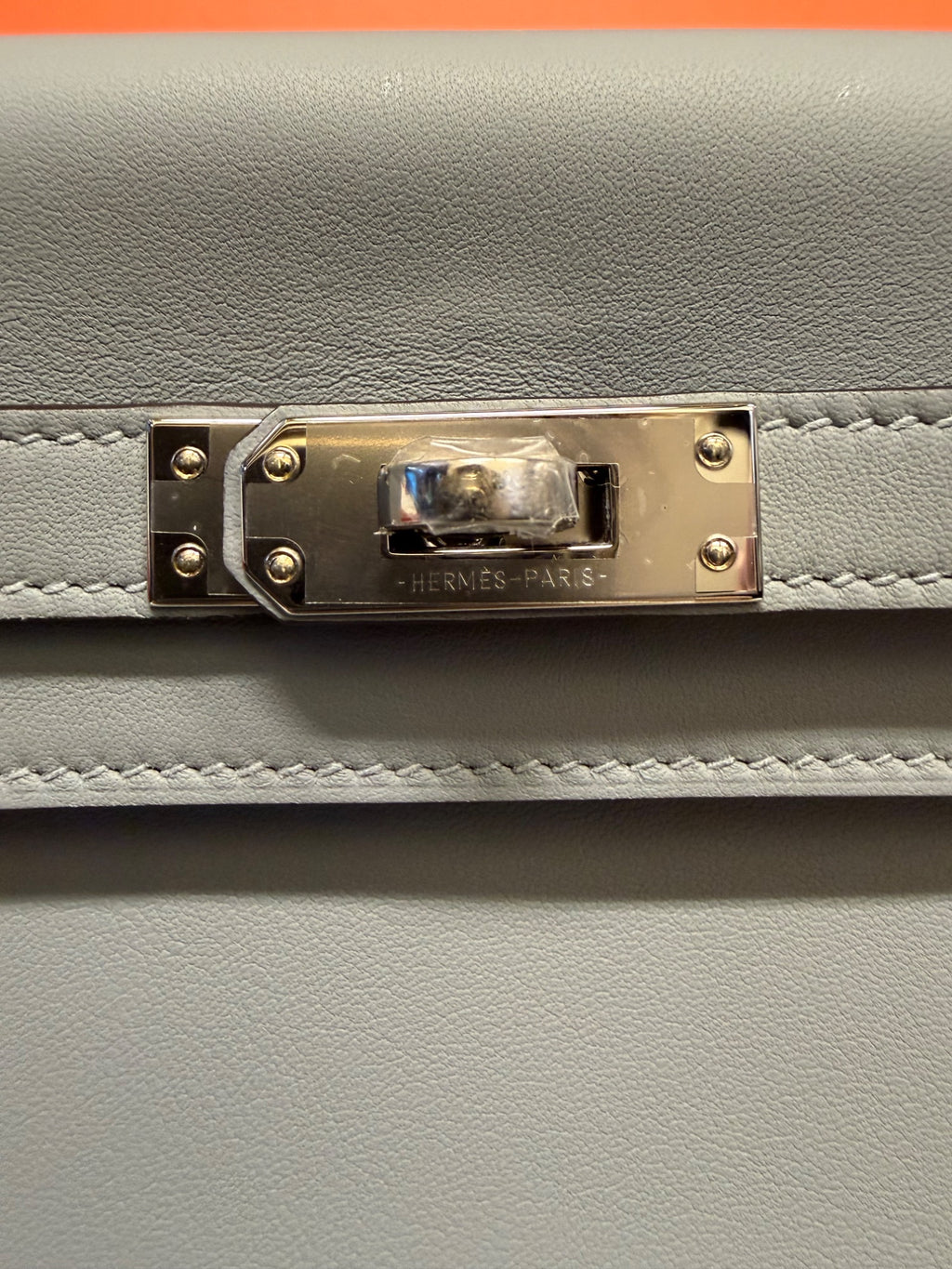 Hermès Kelly 25 Gris Pantin Swift Leather Palladium Hardware Handbag 2026 (view 13)