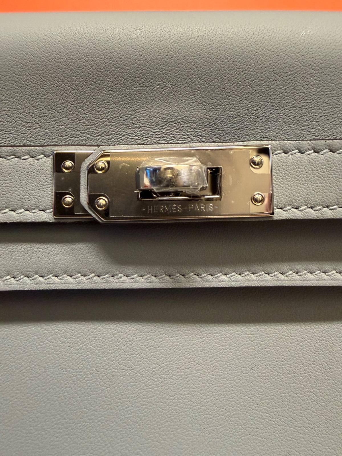 Hermès Kelly 25 Gris Pantin Swift Leather Palladium Hardware Handbag 2026 (view 13)
