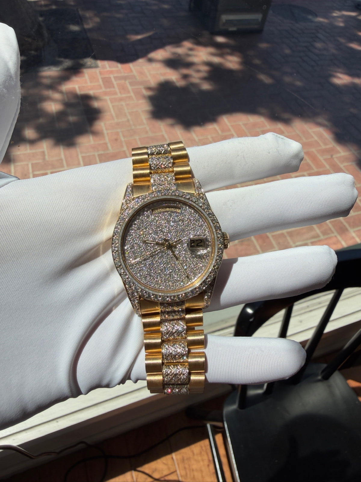 Rolex Day-Date 18238 18K Yellow Gold Custom Diamond Dial & Bezel 36mm (view 11)