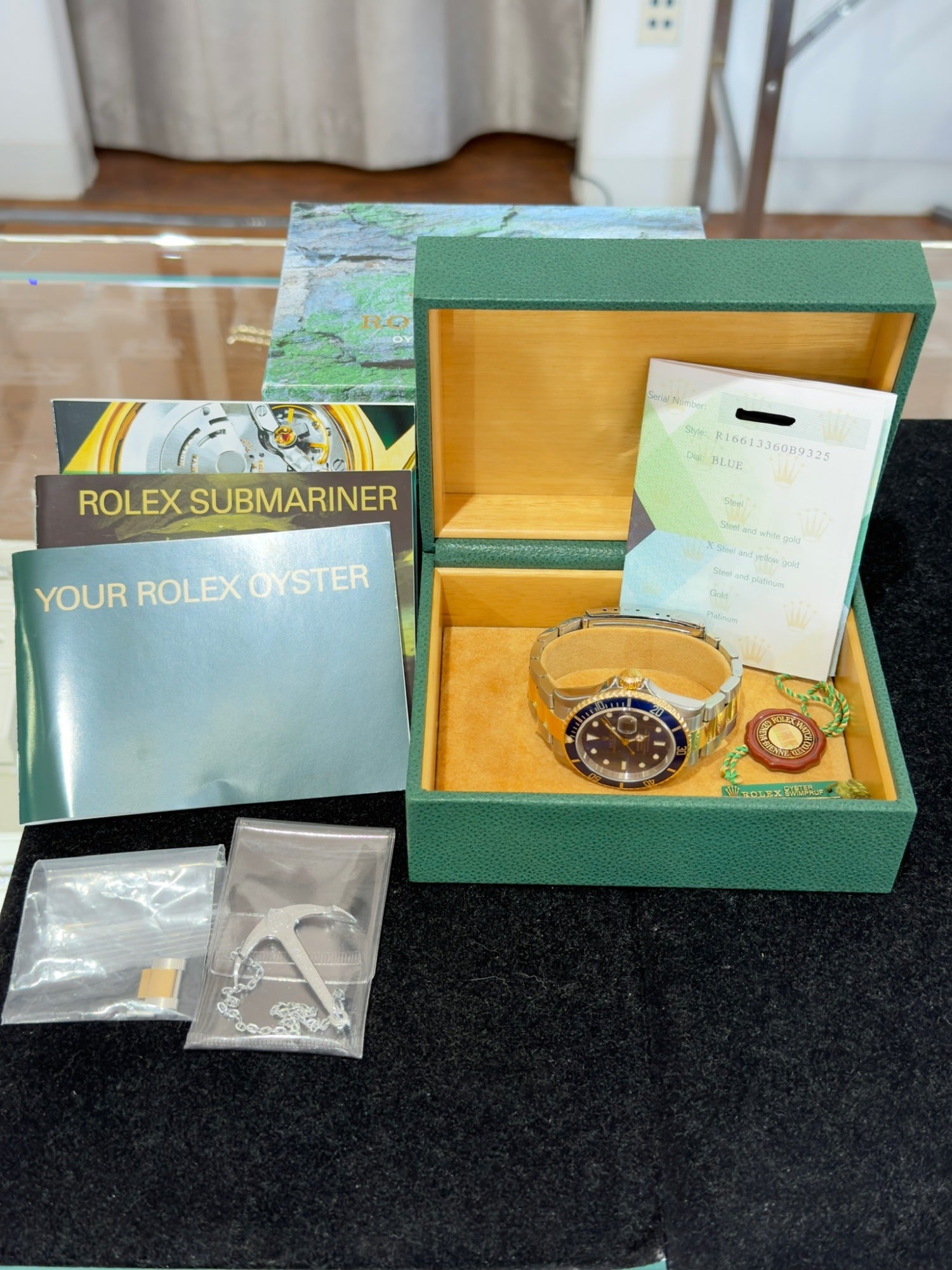 Rolex Submariner 16613T Two-Tone Steel & Gold Blue Dial 40mm